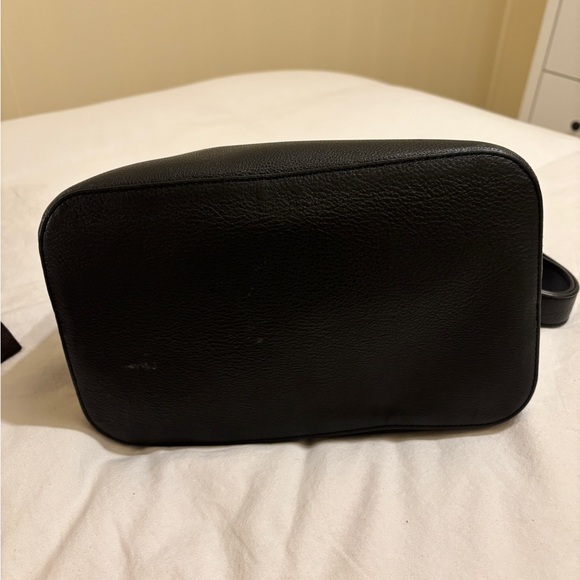 Kate Spade Bucket bag and matching wallet - Picture 3 of 13